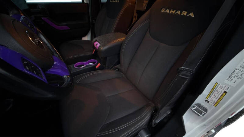2013 Jeep Wrangler Unlimited Sahara