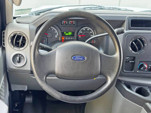 2010 Ford E-Series E-350 SD