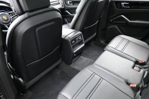 2023 Porsche Cayenne