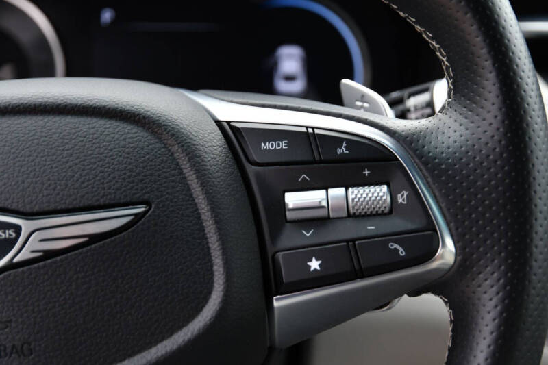 2024 Genesis G70 2.5T Standard