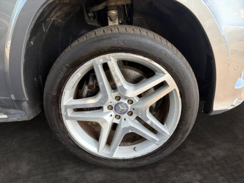 2014 Mercedes-Benz GL-Class GL 550 4MATIC