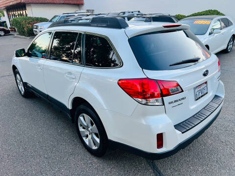 2011 Subaru Outback 3.6R Limited