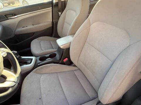 2019 Hyundai Elantra