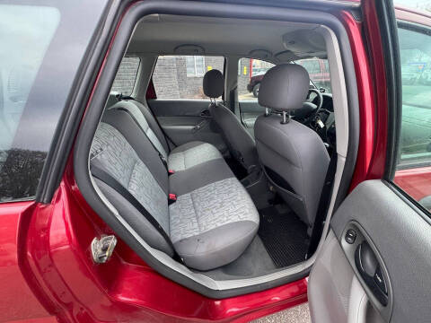 2005 Ford Focus ZXW SE