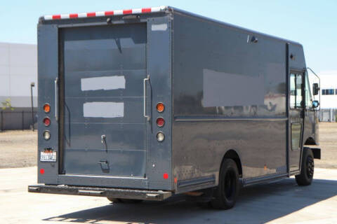 2021 Freightliner MT45 Chassis