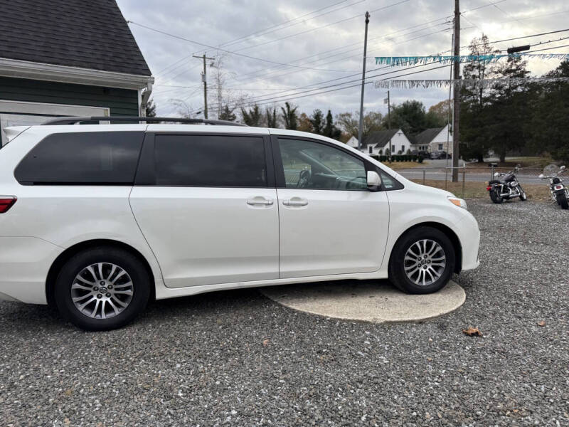 2018 Toyota Sienna Limited Premium 7-Passenger