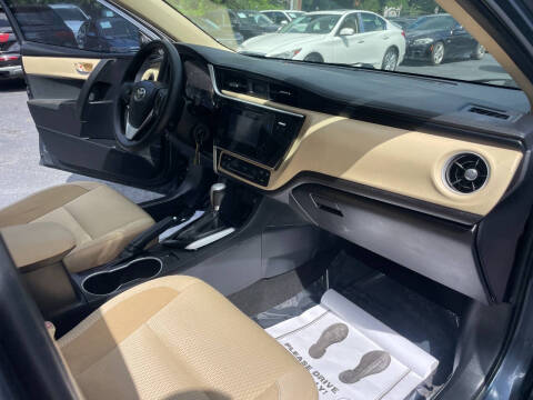 2017 Toyota Corolla LE