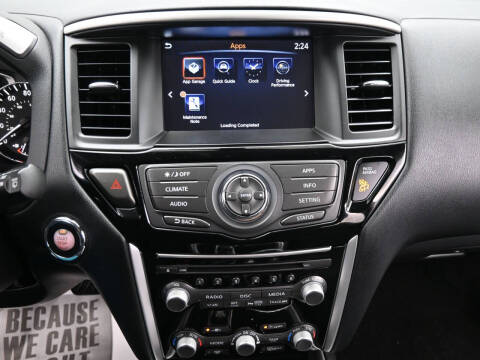 2019 Nissan Pathfinder SV