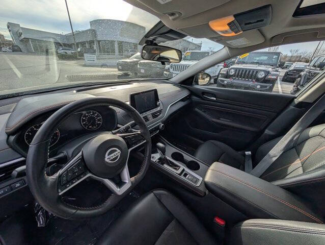 2021 Nissan Altima 2.5 SR