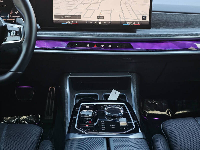 2025 BMW 7 Series 740i