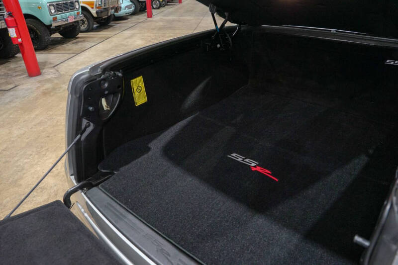 2004 Chevrolet SSR LS