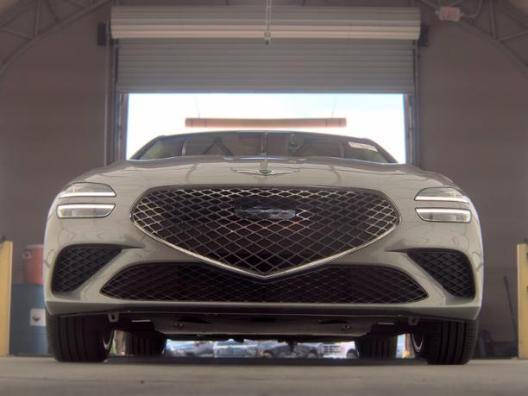 2025 Genesis G70