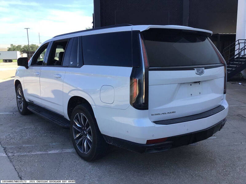 2021 Cadillac Escalade ESV Sport