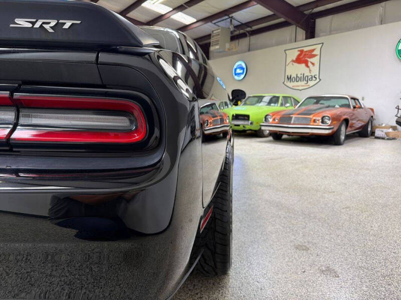 2016 Dodge Challenger SRT Hellcat
