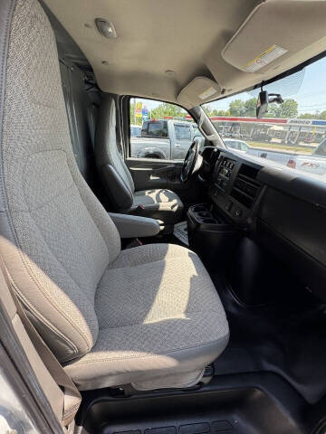 2021 Chevrolet Express 2500
