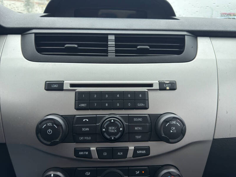 2009 Ford Focus SES