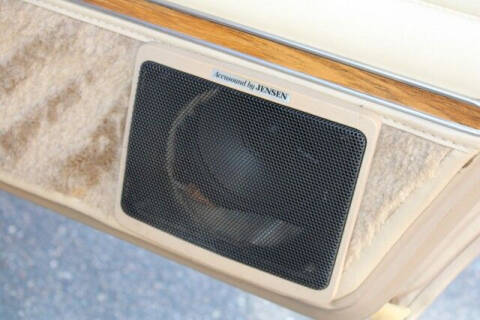 1990 Jeep Grand Wagoneer