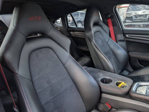 2020 Porsche Panamera GTS