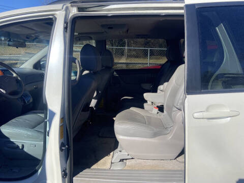 2009 Toyota Sienna XLE