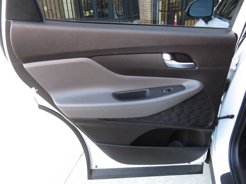 2019 Hyundai Santa Fe SE 2.4L