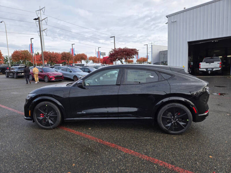 2025 Ford Mustang Mach-E GT