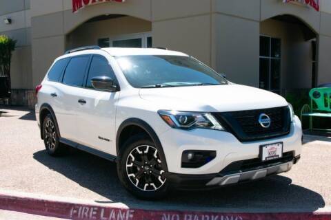 2020 Nissan Pathfinder for sale at Mcandrew Motors in Arlington TX