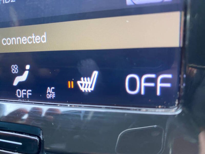 2018 Volvo XC60 T5 Momentum