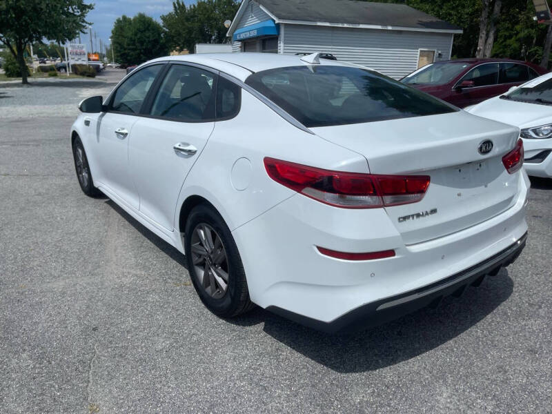 2020 Kia Optima LX