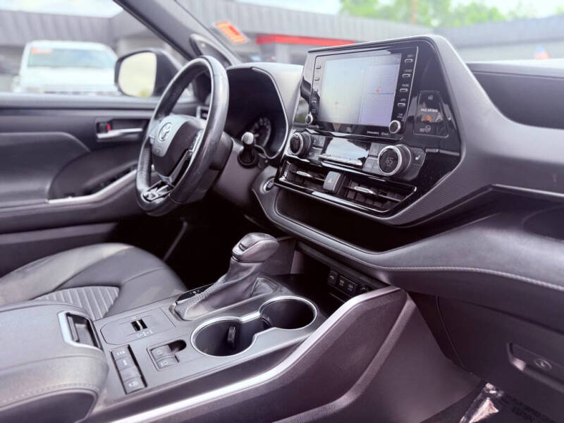 2021 Toyota Highlander XSE