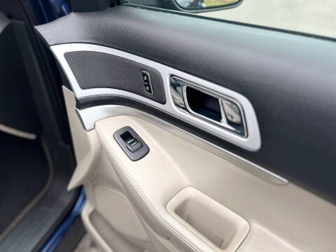 2012 Ford Explorer XLT