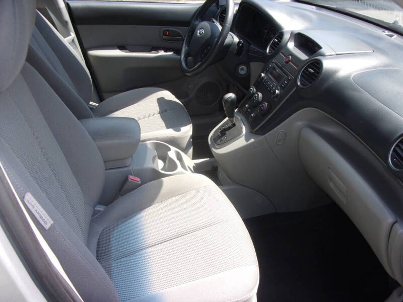 2008 Kia Rondo EX