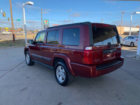 2008 Jeep Commander Sport