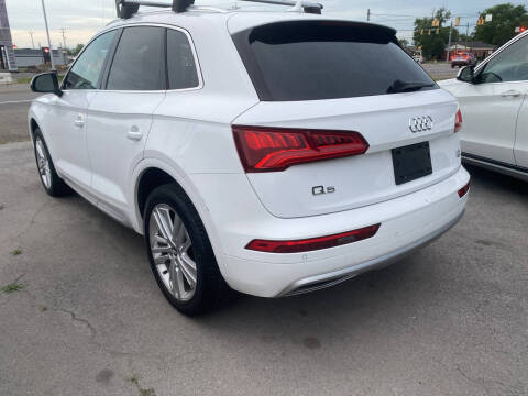 2018 Audi Q5 2.0T quattro Premium Plus