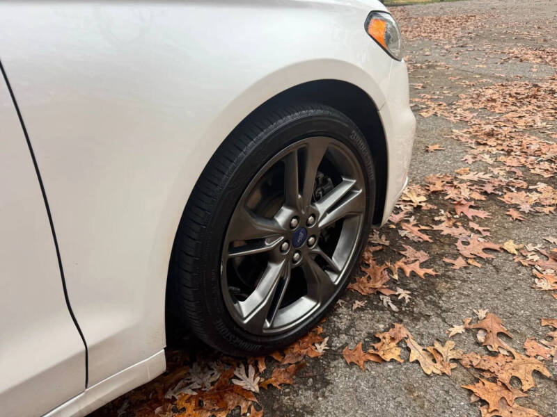 2017 Ford Fusion V6 Sport