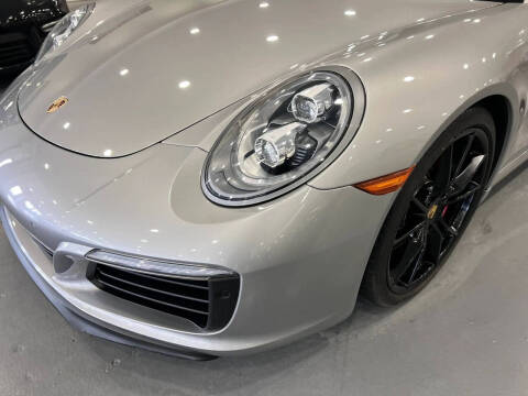 2018 Porsche 911