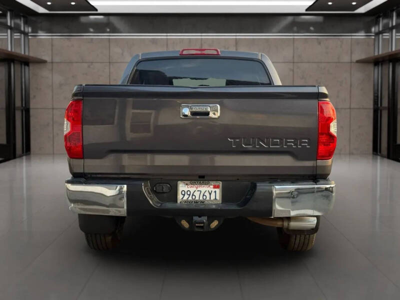 2016 Toyota Tundra SR5