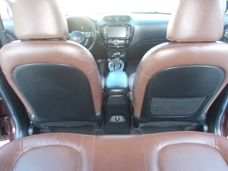 2017 Kia Soul +