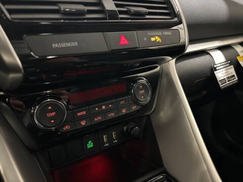 2025 Mitsubishi Eclipse Cross SE