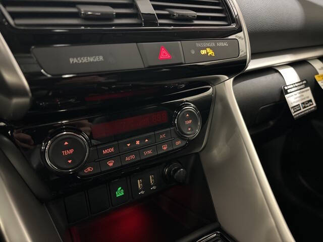 2025 Mitsubishi Eclipse Cross SE