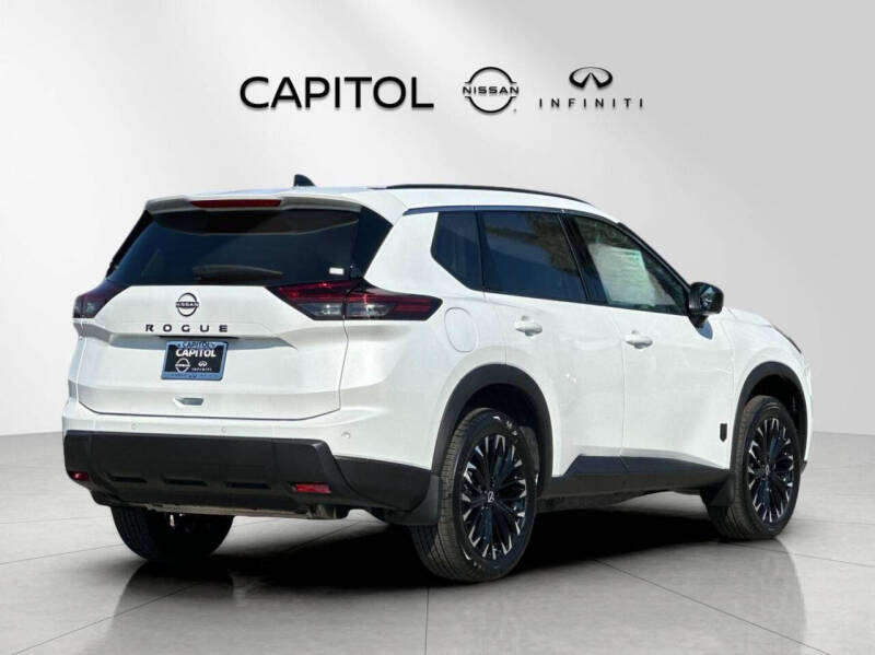 2026 Nissan Rogue Dark Armor