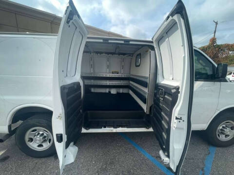 2018 Chevrolet Express 2500