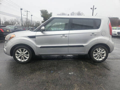 2012 Kia Soul +