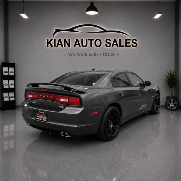 2014 Dodge Charger R/T Plus