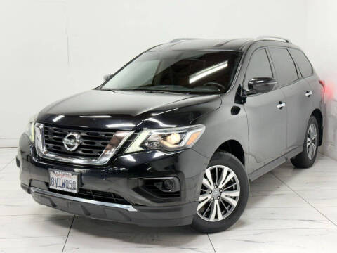 2020 Nissan Pathfinder S