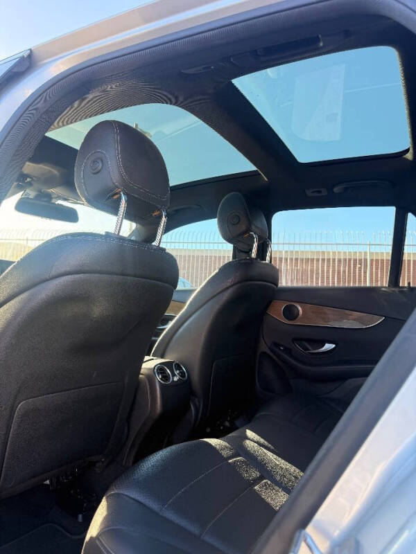 2018 Mercedes-Benz GLC GLC 300