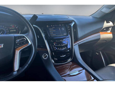 2019 Cadillac Escalade ESV Premium Luxury