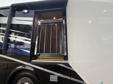 2016 Newmar Canyon Star