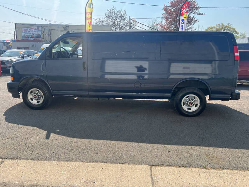 2021 GMC Savana 3500
