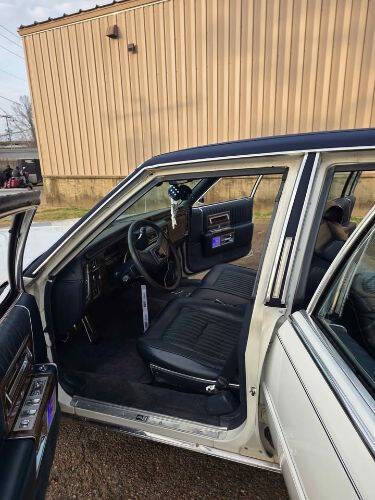 1989 Cadillac Brougham