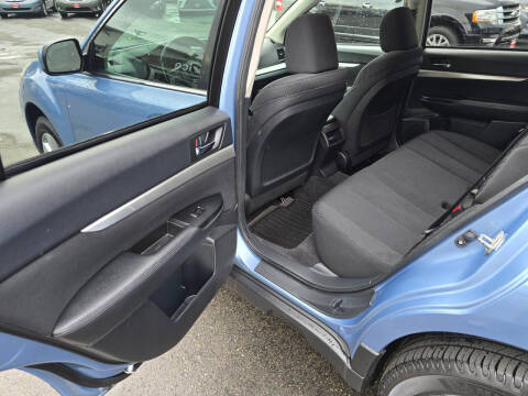2010 Subaru Outback 2.5i Premium